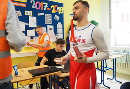 Poslední zvonění 2018 - zobrazí fotky v rootu tohoto alba Poslední zvonění 2018